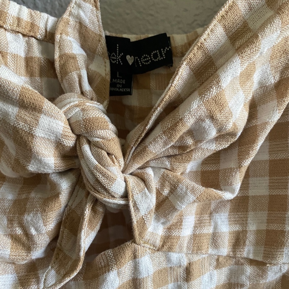 Checkered Romper W/ Ruffles 🤎 - Picture 2 of 4